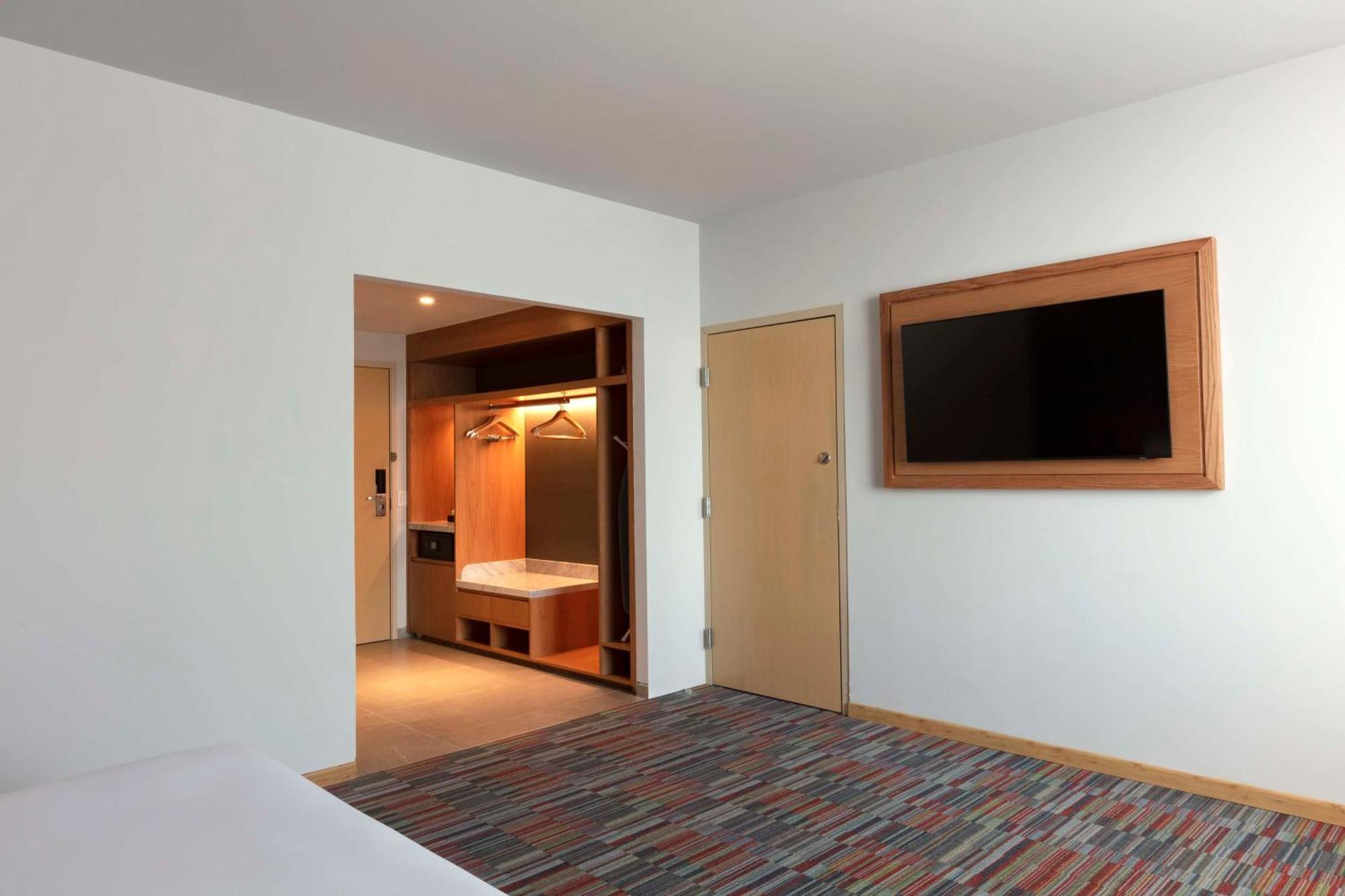 Hilton Garden Inn Guadalajara Airport El Zapote  Екстериор снимка